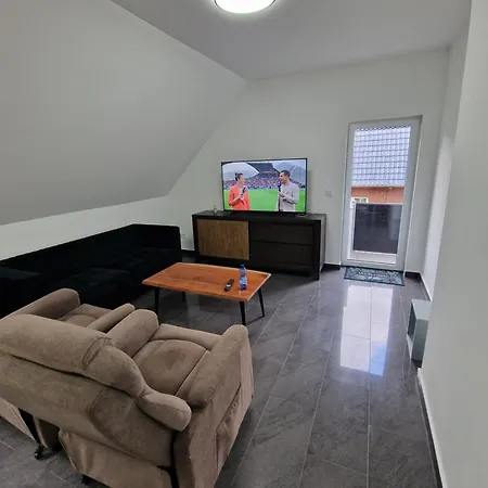 Haus Im Gruenen - App Og