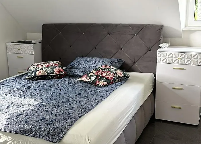 아파트 Haus Im Gruenen - App Og 스템베데